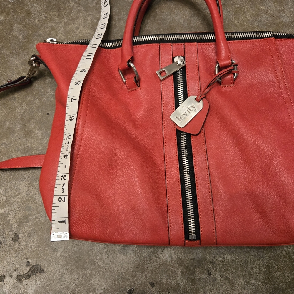 Red levity bag - Picture 7 of 7